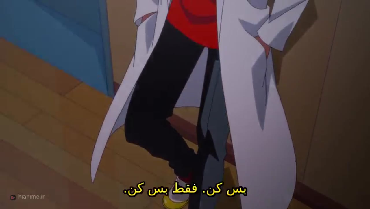 مبصر خنگ و دختری که دامنش خیلی کوتاهه